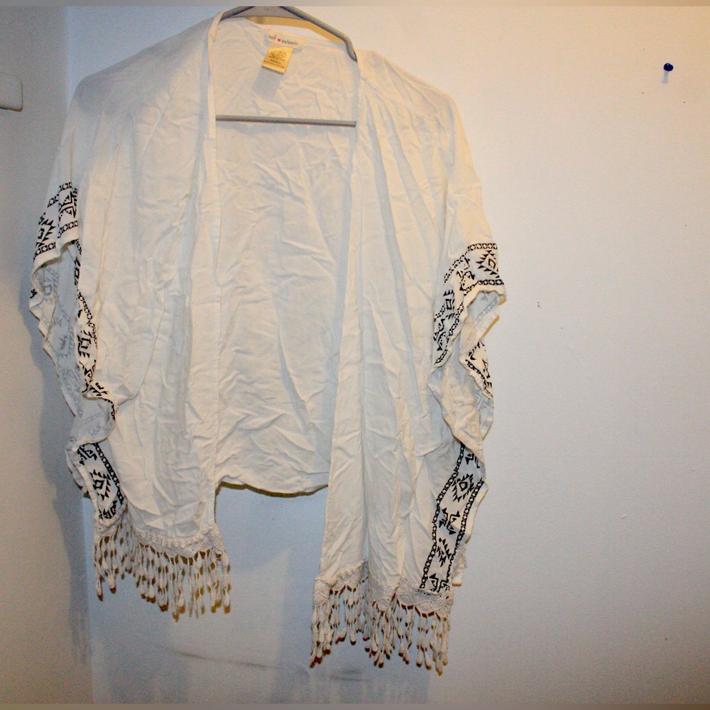 White with tribal print cardigan/ S